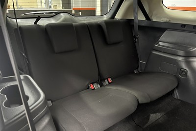2022 Mitsubishi Outlander - Thumbnail