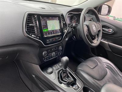 2020 Jeep Cherokee - Thumbnail