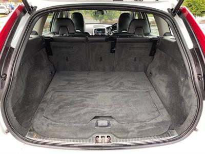 2016 Volvo Xc60 - Thumbnail