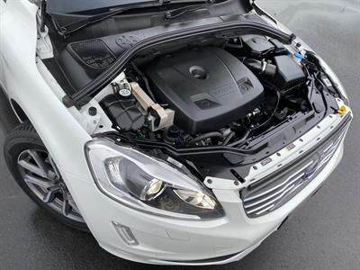 2016 Volvo Xc60 - Thumbnail
