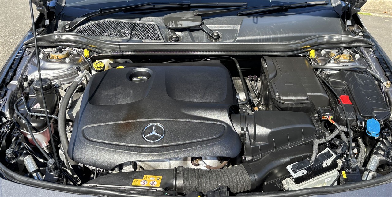 2017 Mercedes-Benz CLA 250