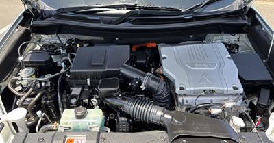 2021 Mitsubishi Outlander - Thumbnail