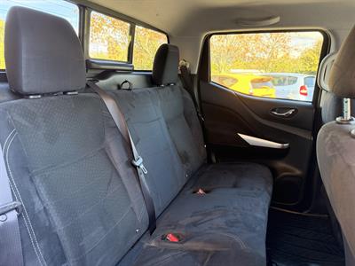 2021 Nissan Navara - Thumbnail