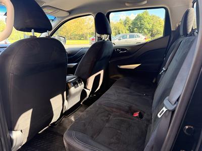 2021 Nissan Navara - Thumbnail