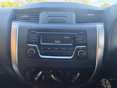 2021 Nissan Navara - Thumbnail