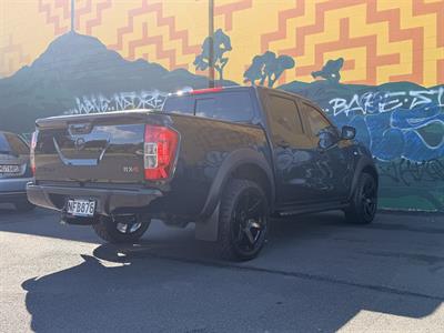 2021 Nissan Navara - Thumbnail