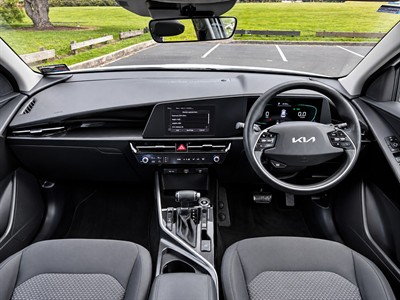 2023 Kia Niro - Thumbnail