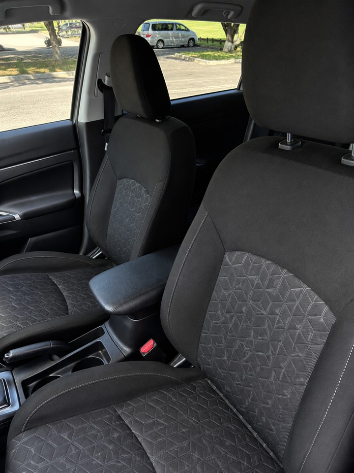 2022 Mitsubishi ASX