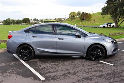 2019 Holden Astra - Thumbnail