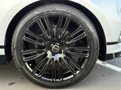 2019 Land Rover Range Rover Velar - Thumbnail