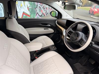 2023 Fiat 500 - Thumbnail