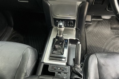 2017 Toyota Landcruiser Prado - Thumbnail