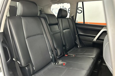 2017 Toyota Landcruiser Prado - Thumbnail
