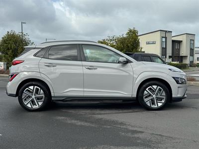 2023 Hyundai Kona - Thumbnail