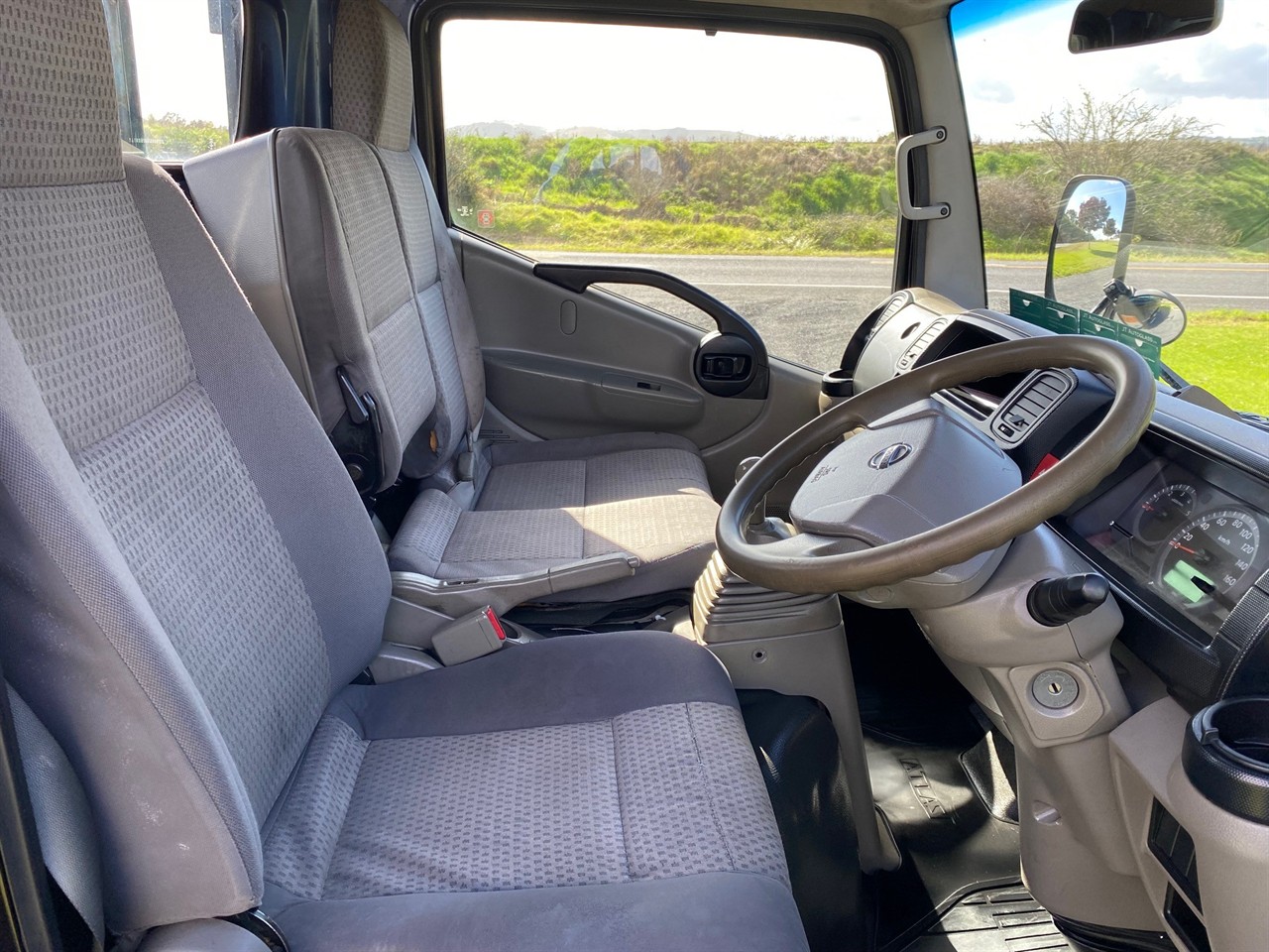 2007 NISSAN Atlas