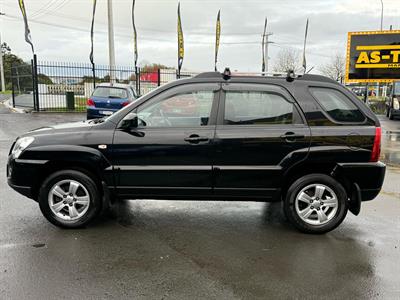 2010 Kia Sportage - Thumbnail