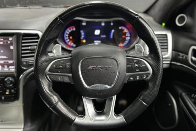 2015 Jeep Grand Cherokee - Thumbnail