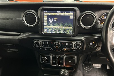2020 Jeep Wrangler - Thumbnail