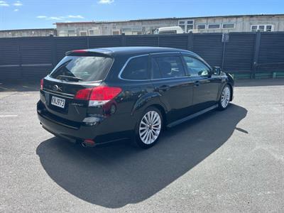 2009 Subaru Legacy - Thumbnail