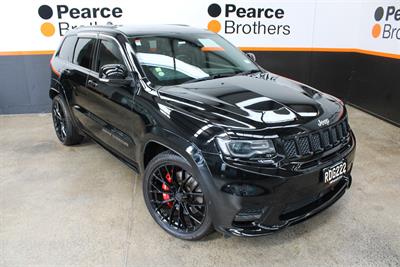 2017 Jeep Grand Cherokee - Thumbnail