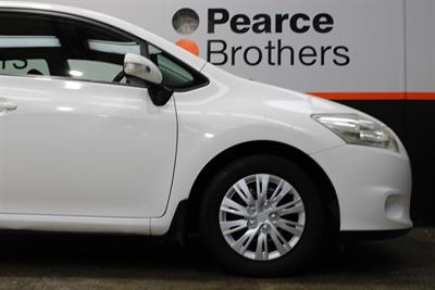 2012 Toyota Corolla - Thumbnail