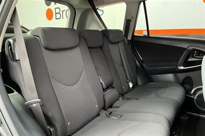 2013 Toyota RAV4 - Thumbnail