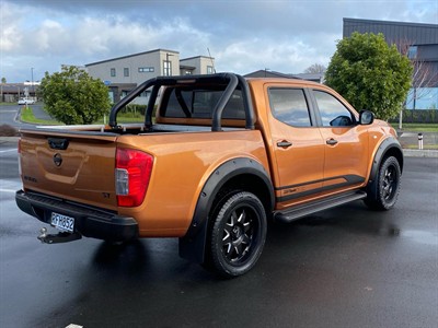 2017 Nissan Navara - Thumbnail