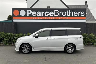 2018 Nissan Elgrand - Thumbnail