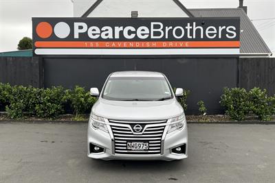 2018 Nissan Elgrand - Thumbnail