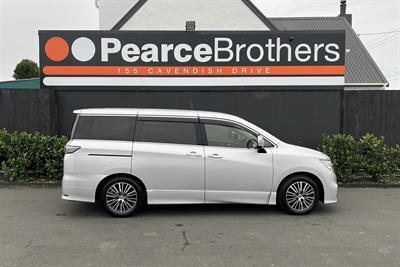 2018 Nissan Elgrand - Thumbnail