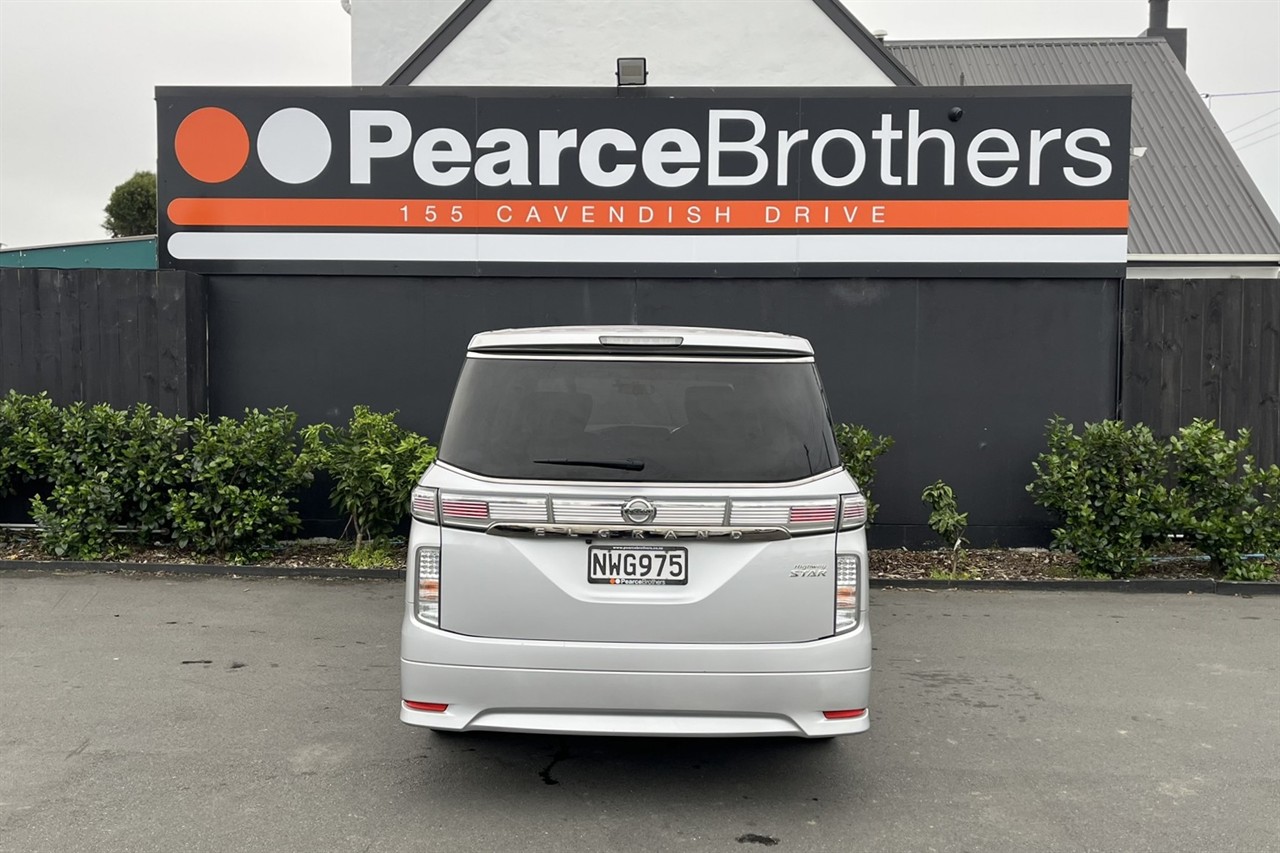 2018 Nissan Elgrand