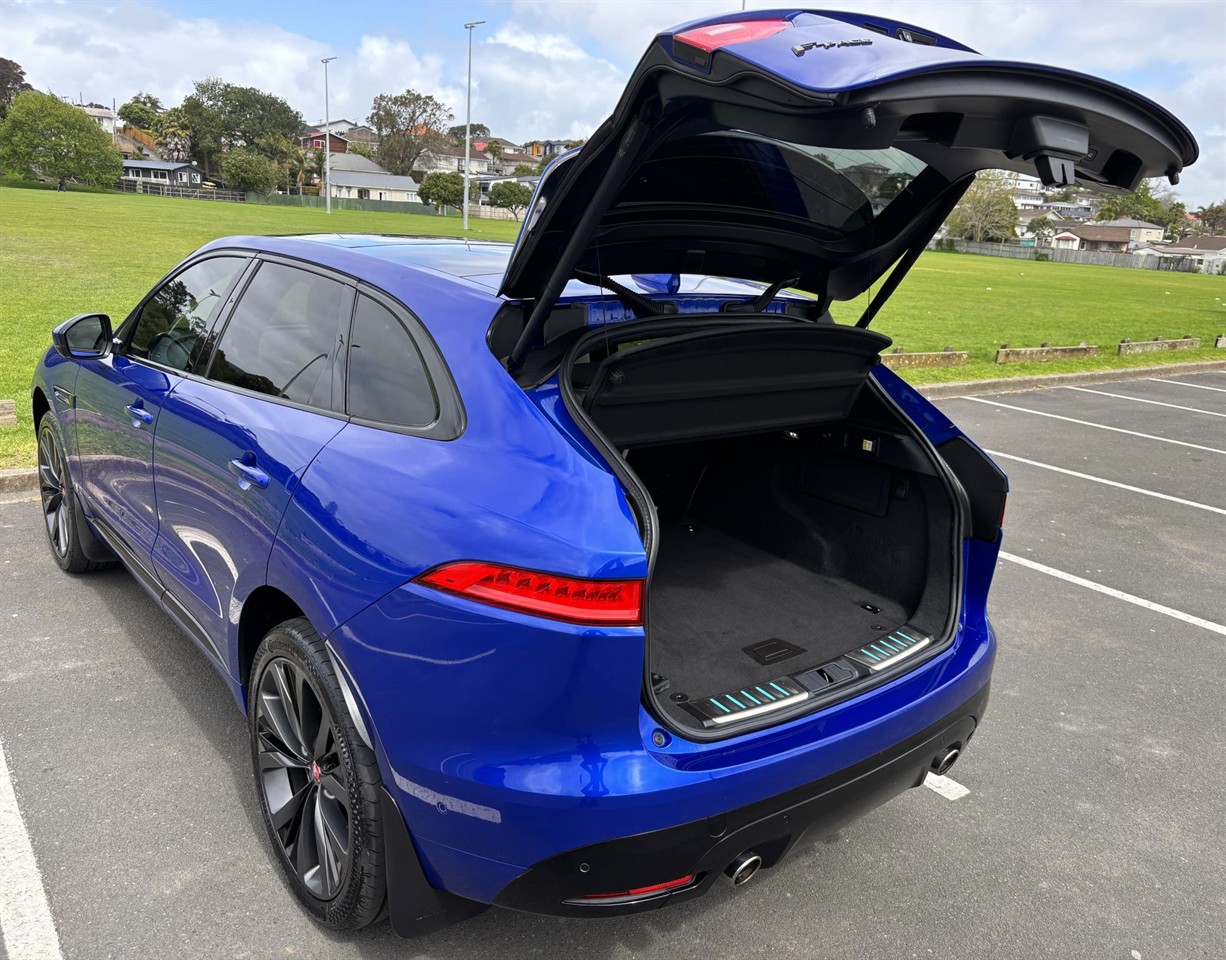 2016 Jaguar F-Pace