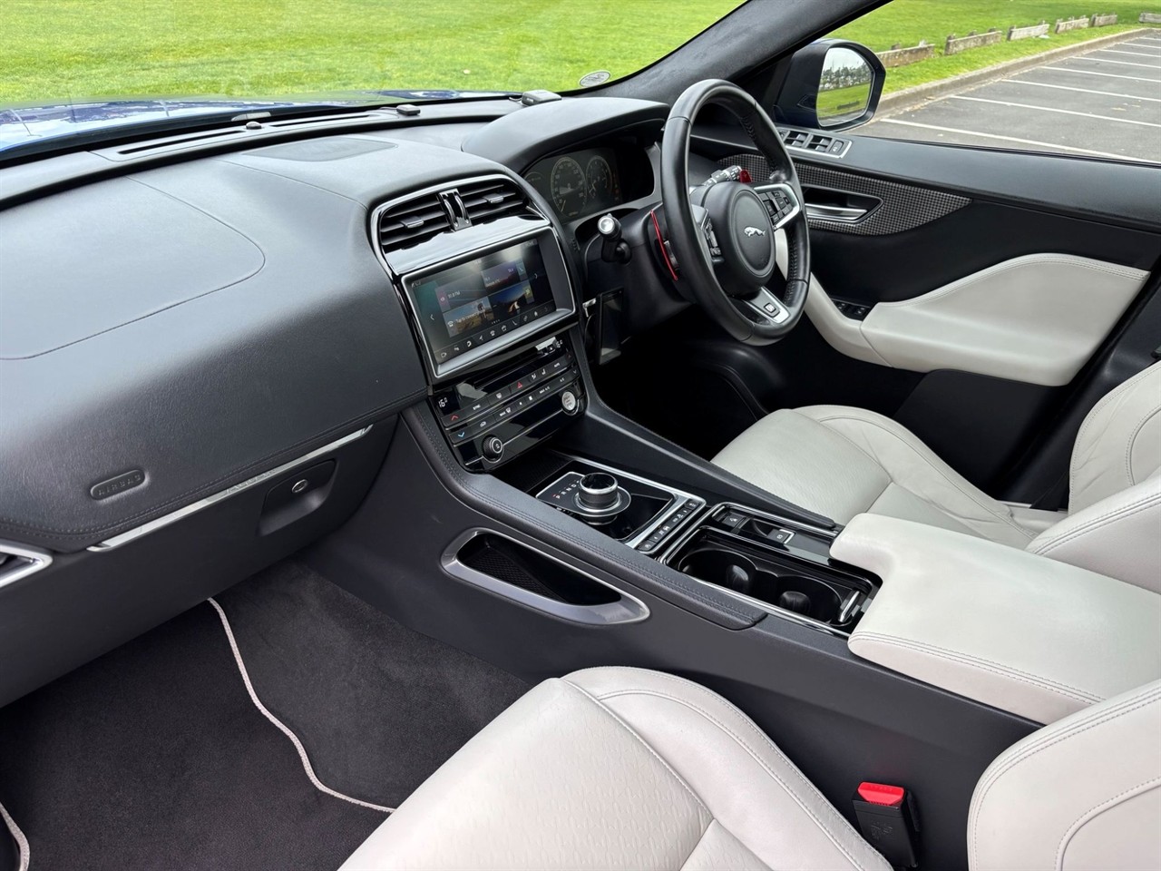2016 Jaguar F-Pace