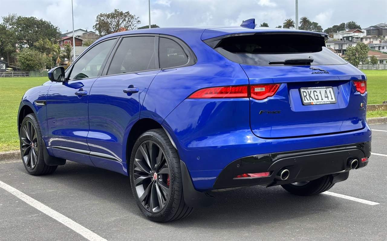 2016 Jaguar F-Pace