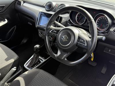 2019 Suzuki Swift - Thumbnail