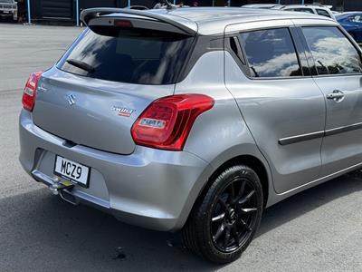 2019 Suzuki Swift - Thumbnail