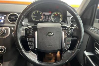 2016 Land Rover Discovery - Thumbnail