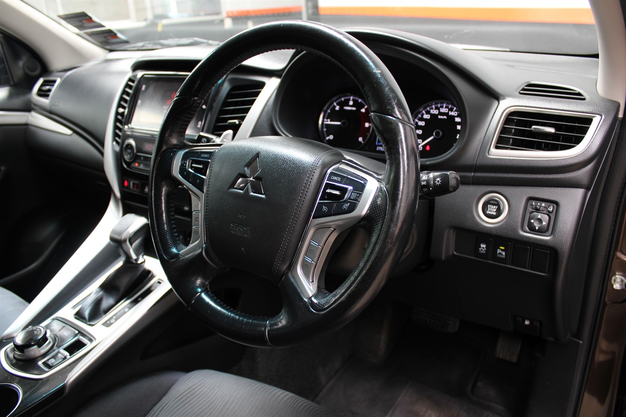 2016 Mitsubishi Pajero Sport