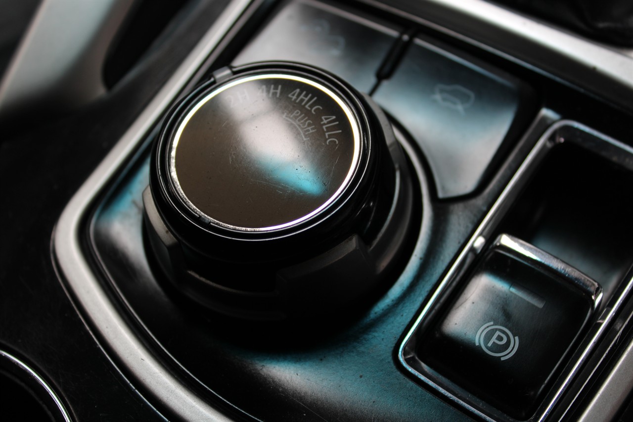 2016 Mitsubishi Pajero Sport