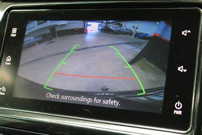 2016 Mitsubishi Pajero Sport - Thumbnail