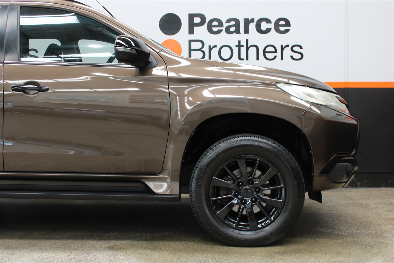 2016 Mitsubishi Pajero Sport