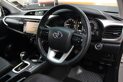 2020 Toyota Hilux - Thumbnail