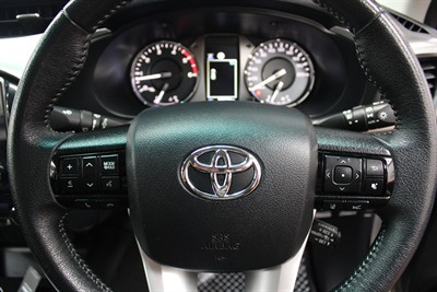 2020 Toyota Hilux - Thumbnail