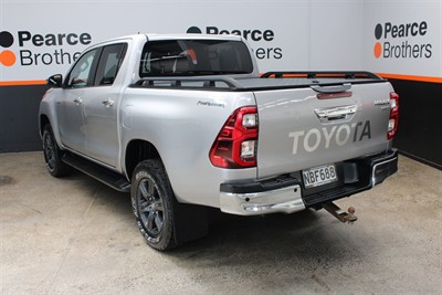 2020 Toyota Hilux - Thumbnail