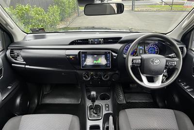 2019 Toyota Hilux - Thumbnail