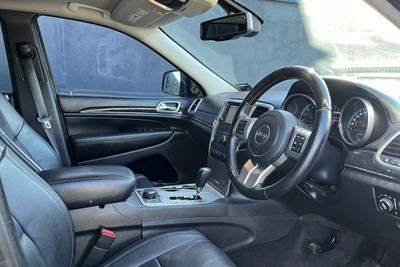 2011 Jeep Grand Cherokee - Thumbnail