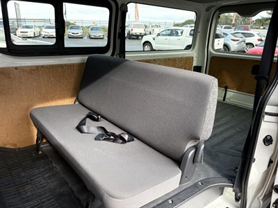 2018 Toyota Hiace - Thumbnail