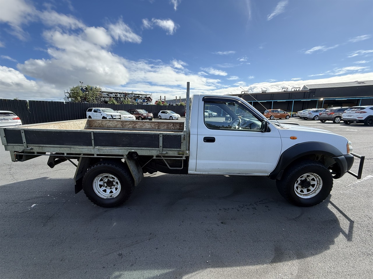 2013 Nissan Navara