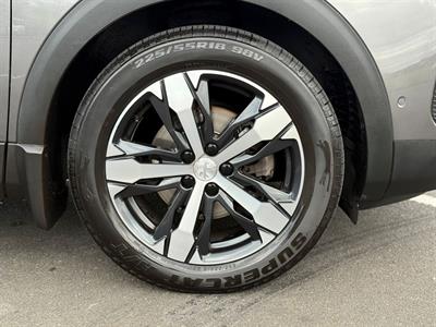 2021 Peugeot 3008 - Thumbnail