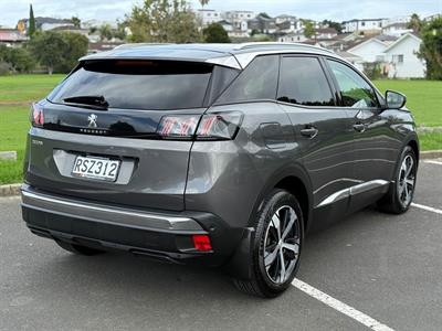 2021 Peugeot 3008 - Thumbnail